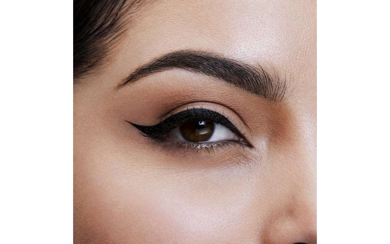 Εφαρμογή Eyliner Βήμα 3