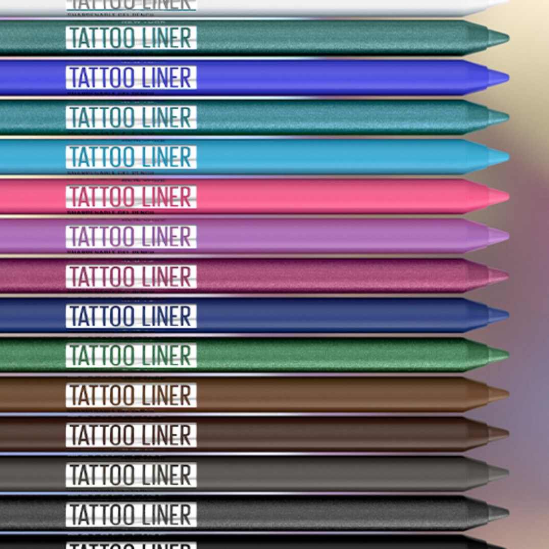 Xρωματιστά eyeliner