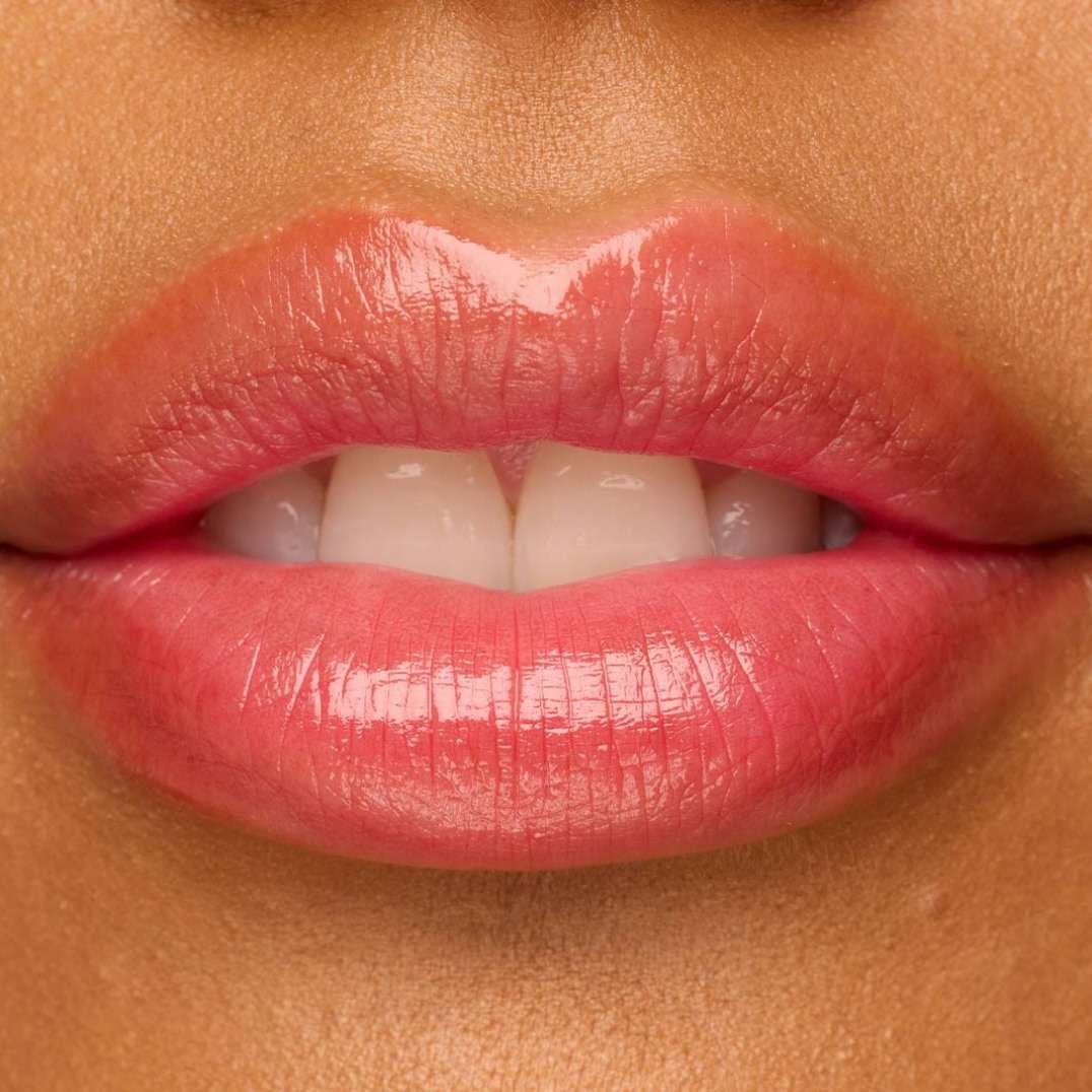 Lip gloss για λαμπερά χείλη