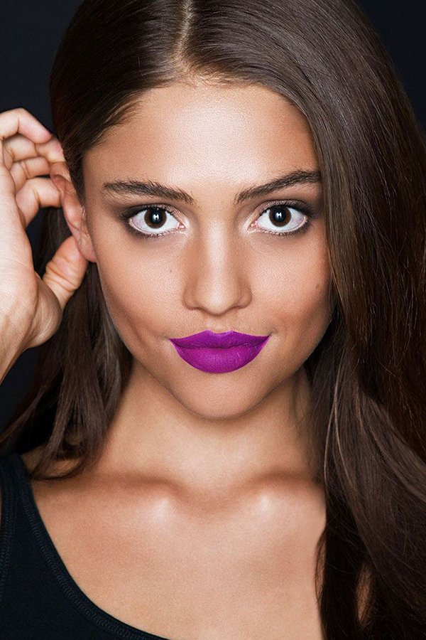 How to Apply Liquid Matte Lipstick model with purple lips