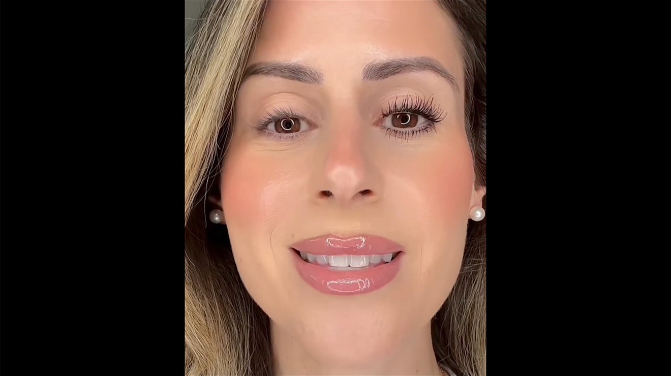 Maybelline Sky Tubes Mascara Video