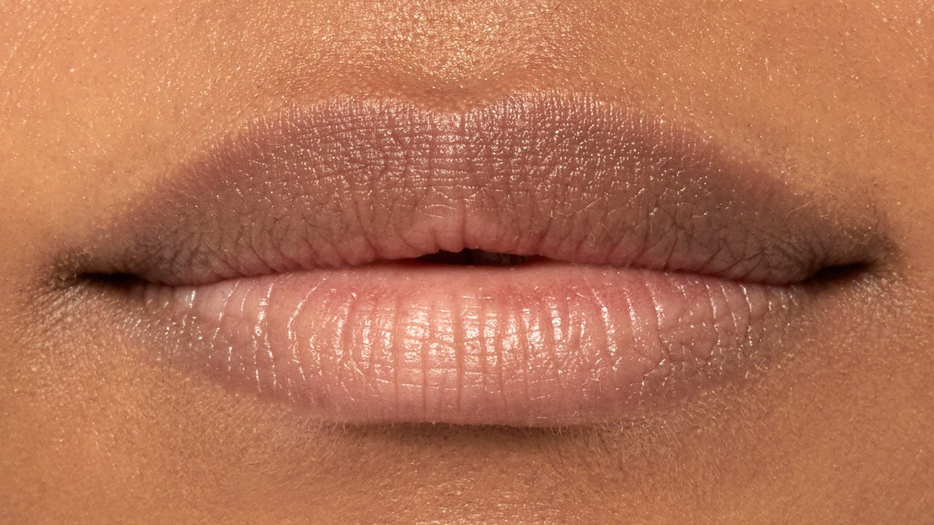 Maybelline Lifter Plump Slider Before