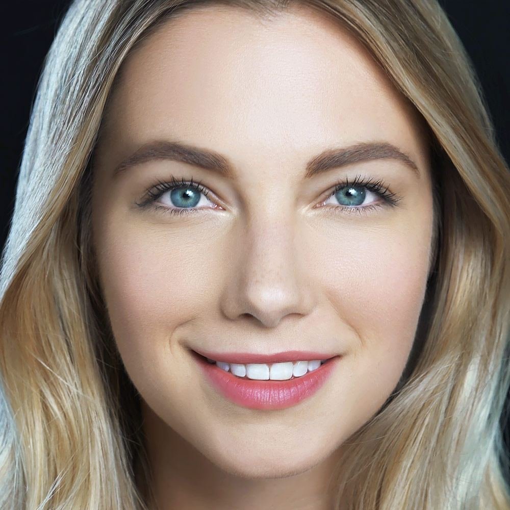 How to Apply Liquid Matte Lipstick model with purple lips